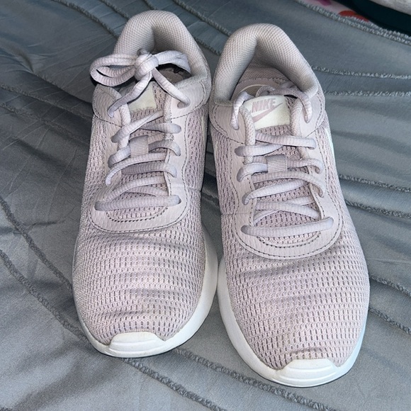 Nike Sneakers - Picture 2 of 5